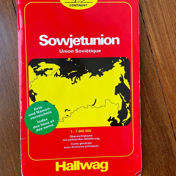 Hallwag Vintage (1980's) Soviet Union Folding Map - Picture 2 of 7